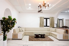 The Lavish Affair, Bhuj, Bhuj