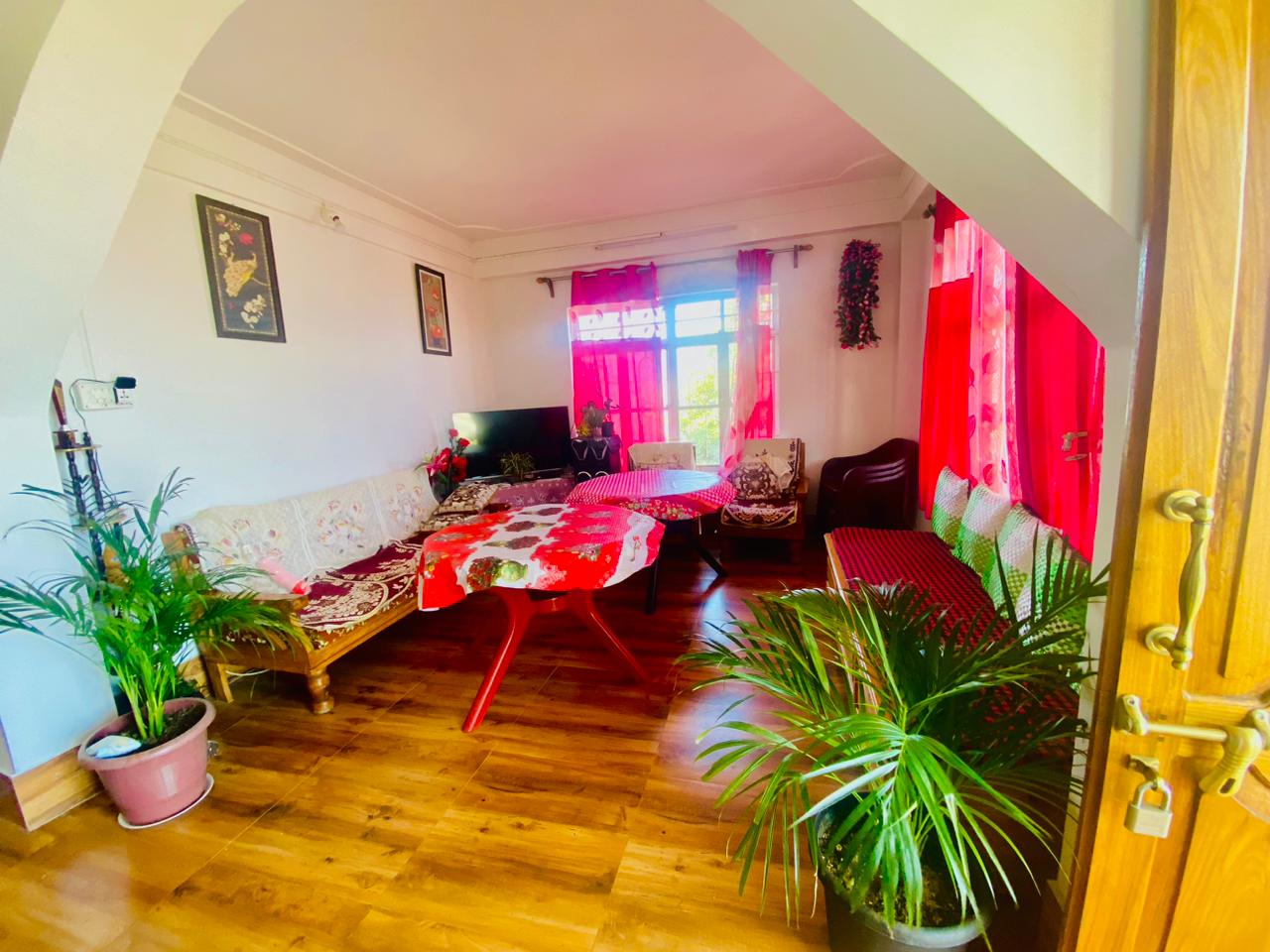 Aroma Homestay - Tap to explore photos