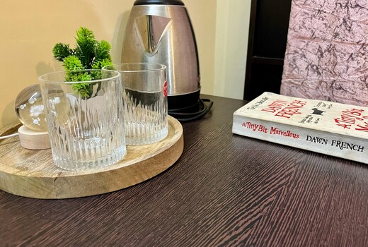 1RK AC Studio Room 1Km from Airport