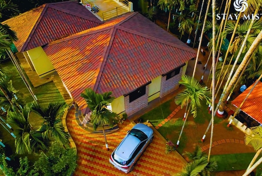 Momento Villa | Staymist