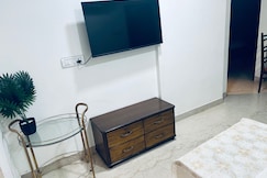 2bhk with Pvt Decks near sea, Mumbai