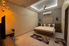 SUNDARAI LODGING, Jamkhed