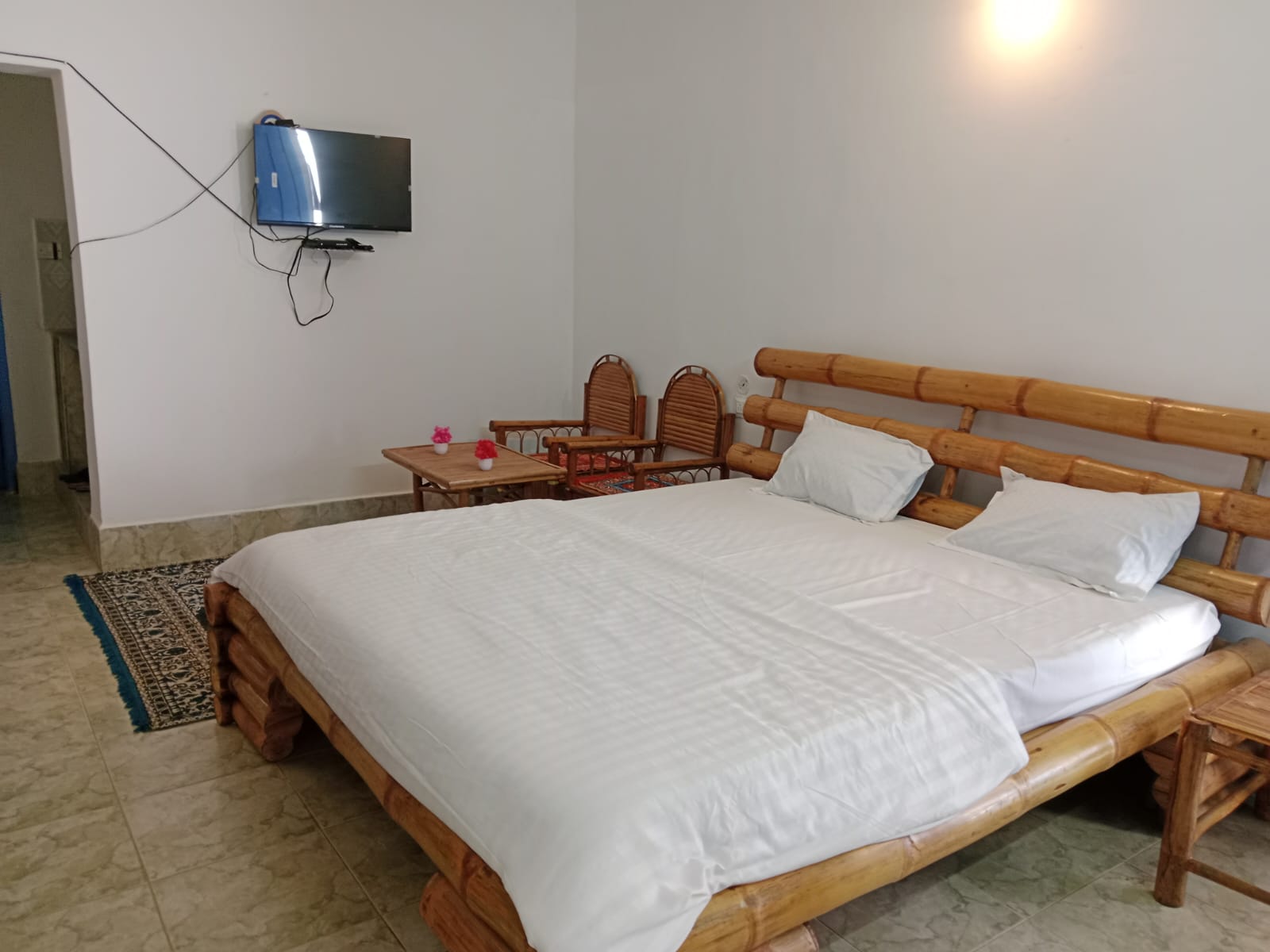 Golden Nilgiri Jungle Resort - Tap to explore photos