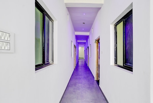 SPOT ON The Era Hotel