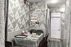Gauri Guest House-Near Dal Lake Srinagar, Srinagar