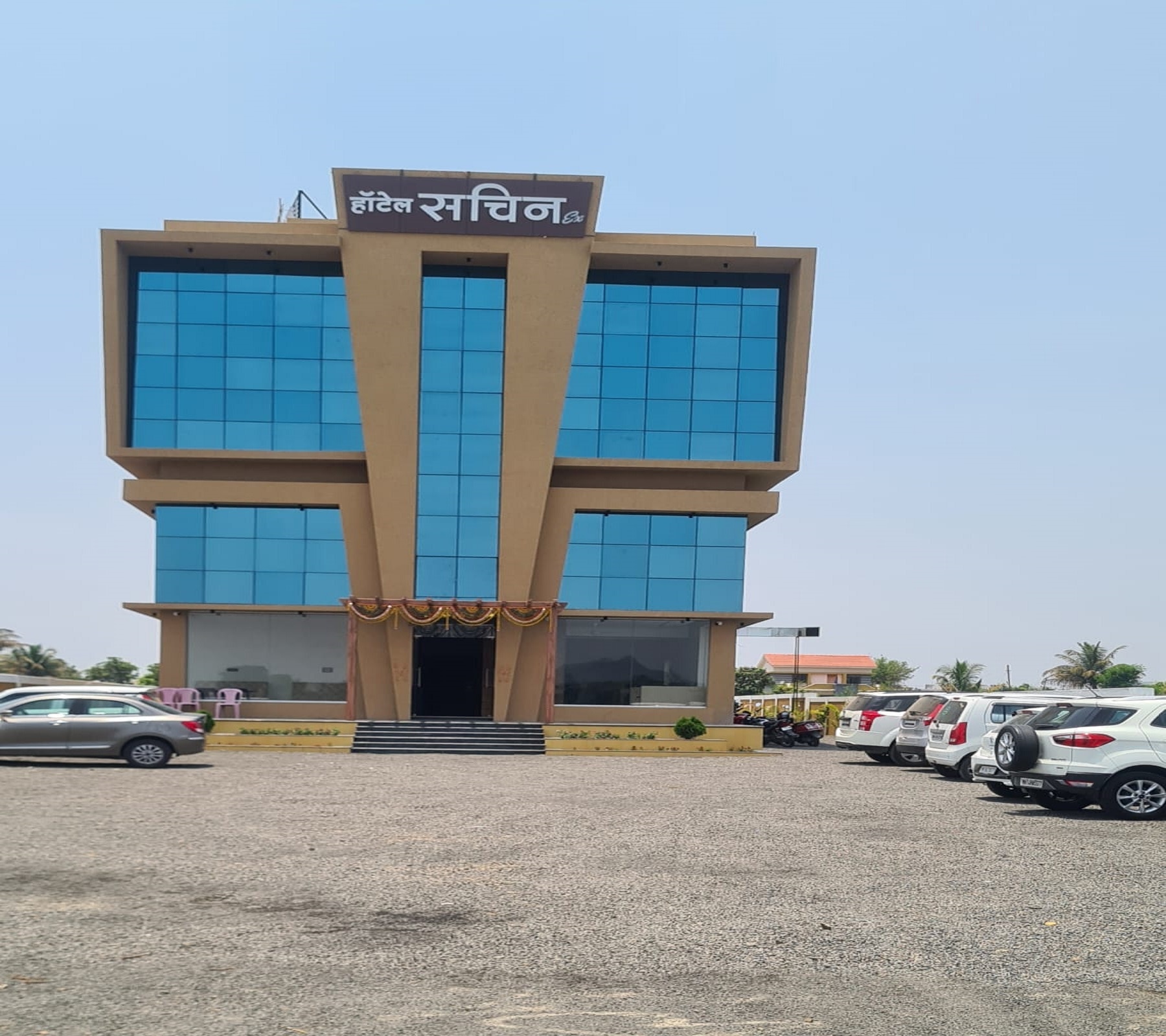 Hotel Sachin Executive Restaurant and lodging - Tap to explore photos