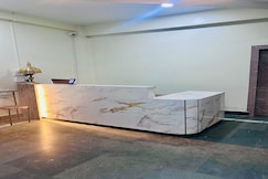 Hotel JM suites Prashanti, Baksa