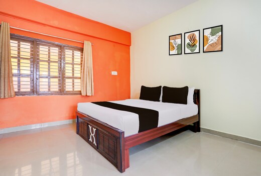 Hotel O AADITYA COMFORTS BOARDING & LODGING