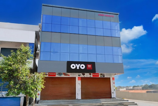 Hotel O Nayati Grand