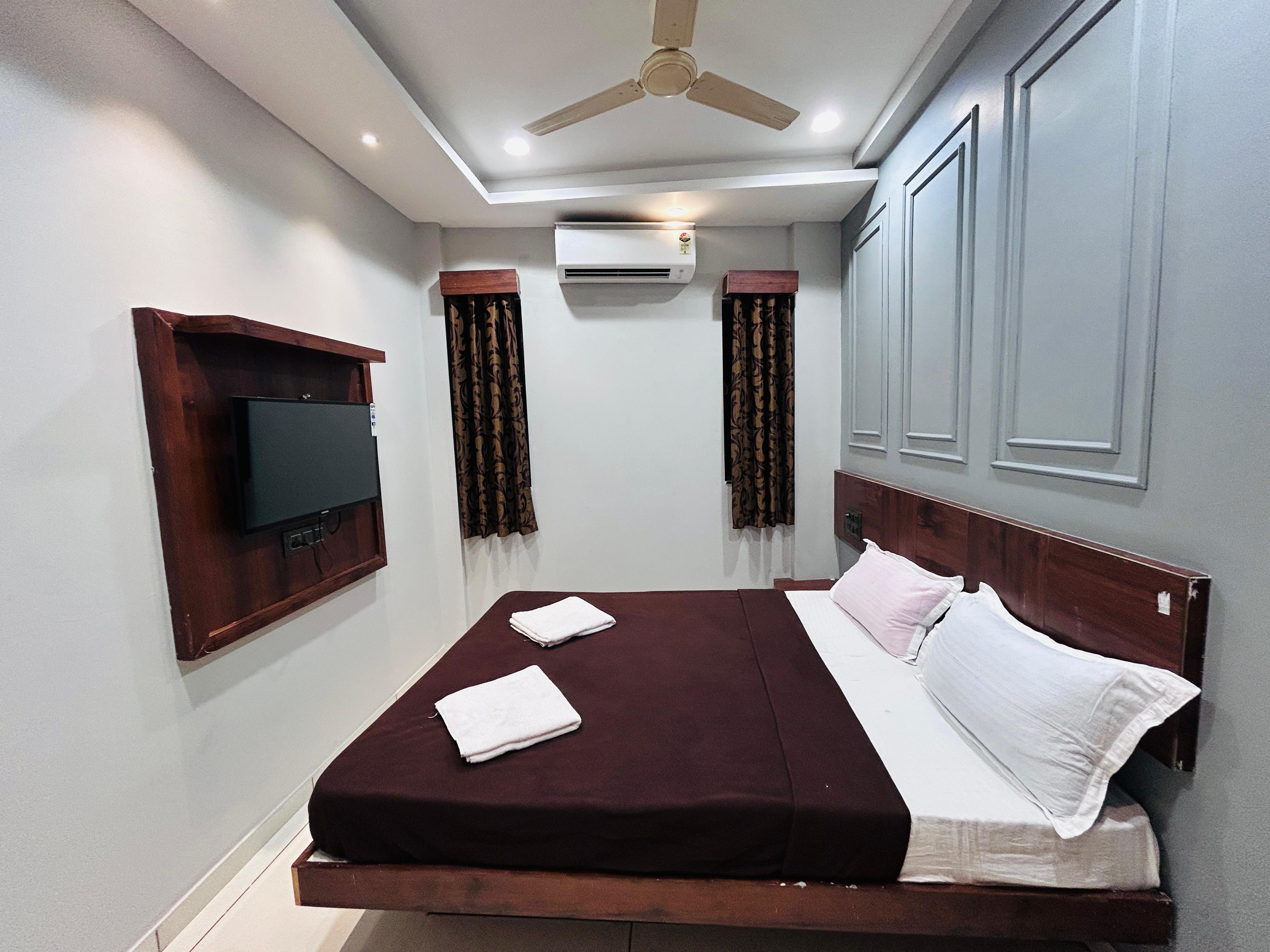 Hotel Majestic, Kolhapur 2