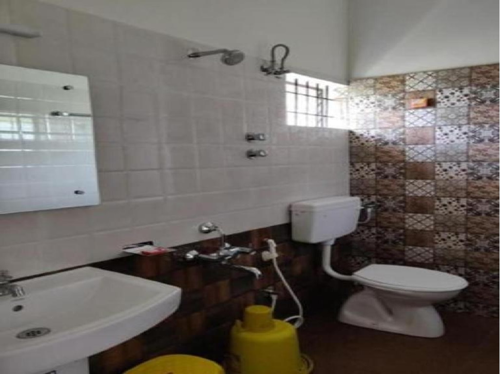 Siya Homestay - Tap to explore photos