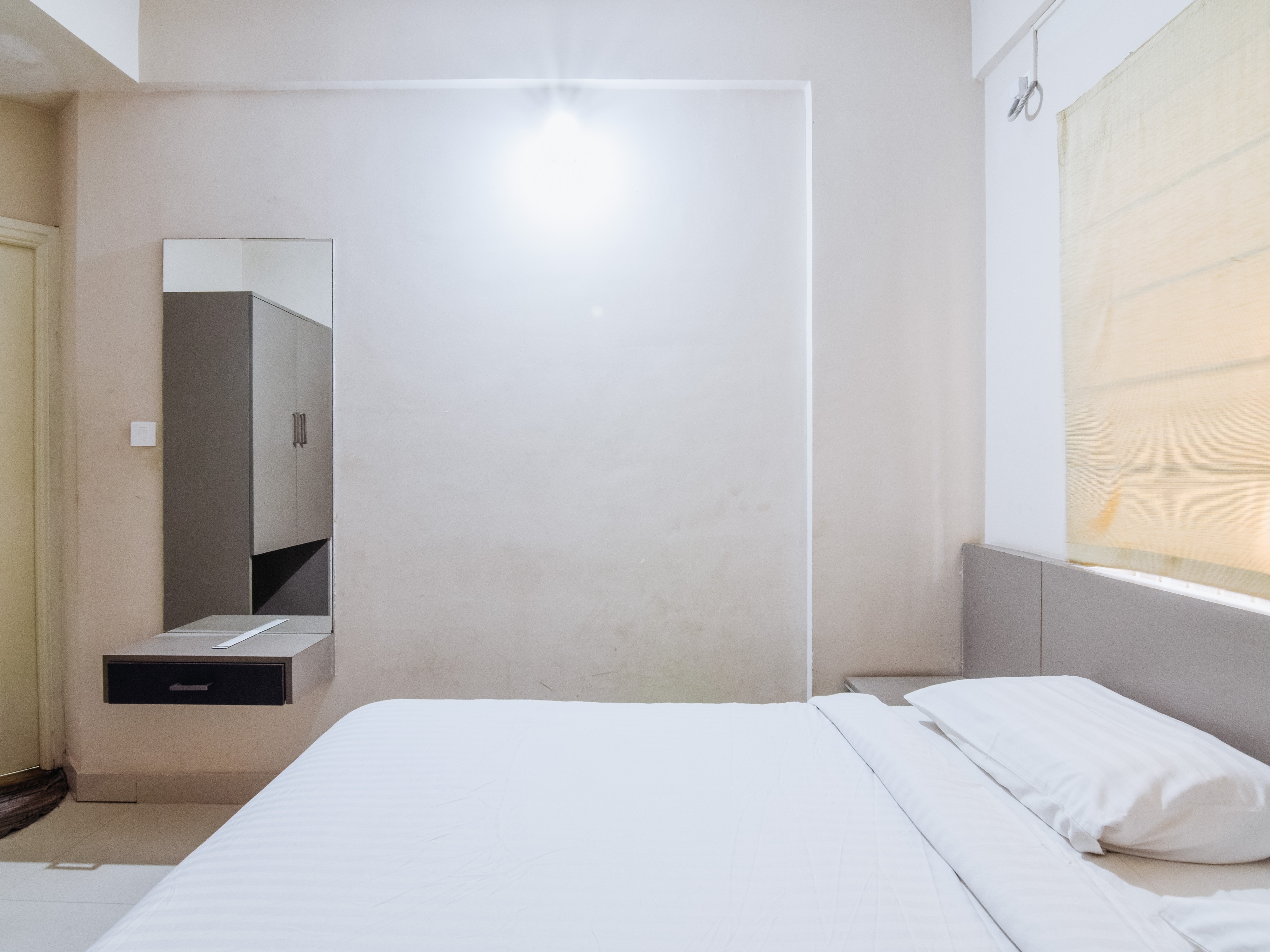 Livi Suites - Tap to explore photos
