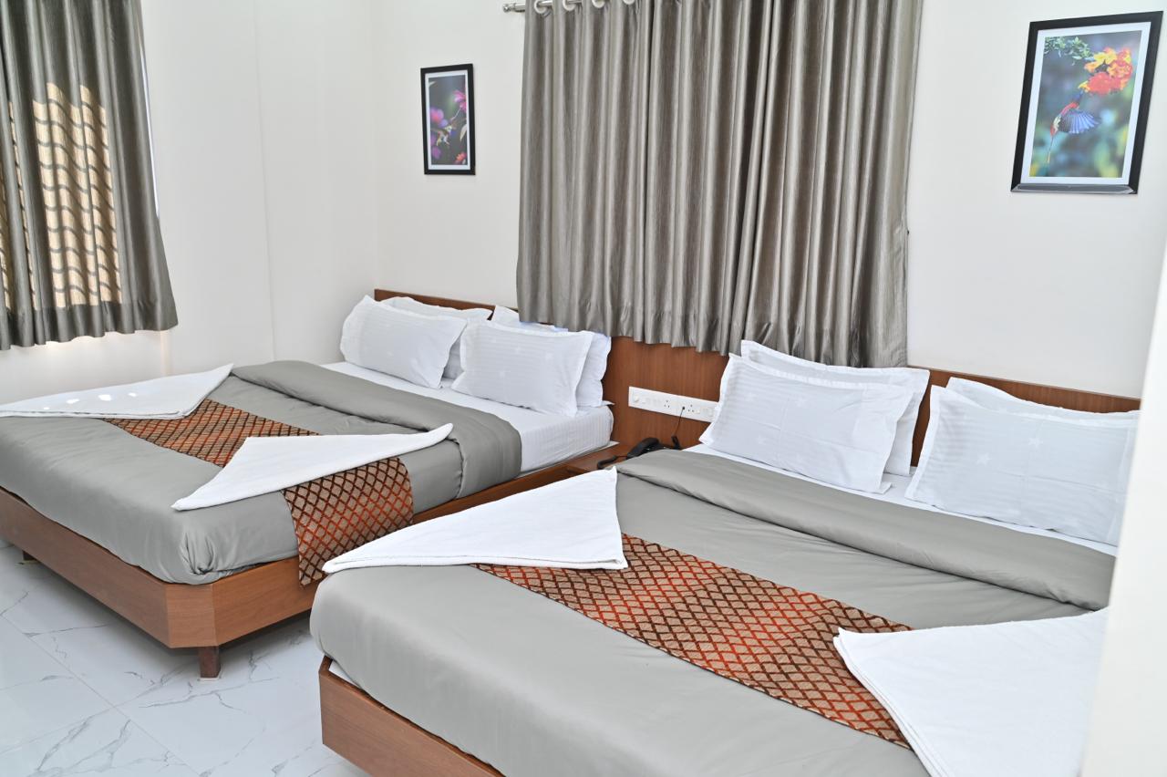 Hotel Sai Sneha