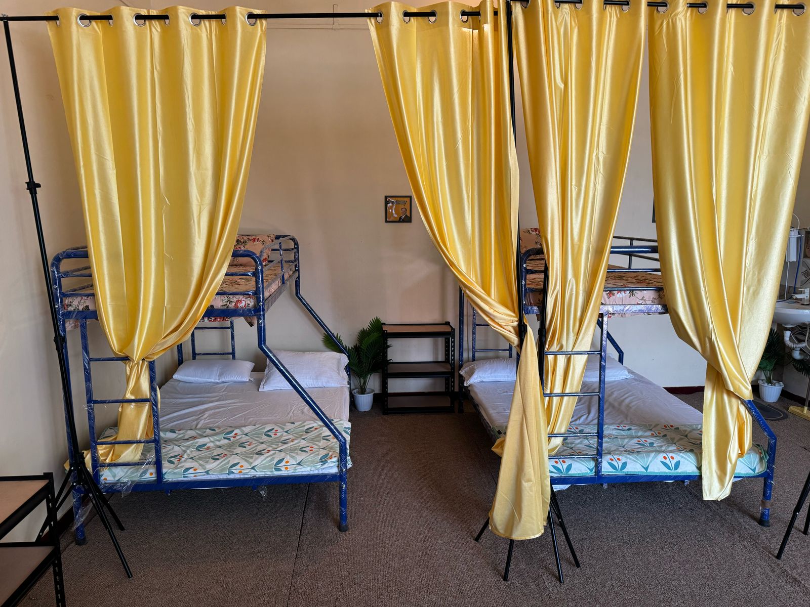 Zinger Dorms - Tap to explore photos