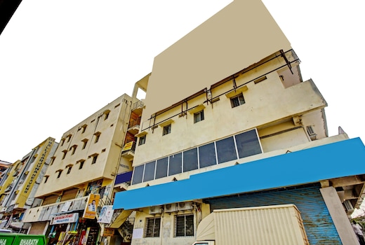 Hotel O Adhin Residency