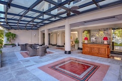 Silk Path Grand Hue Hotel, Hue