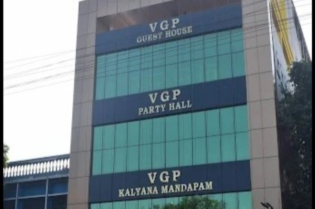VGP Guesthouse - Tap to explore photos