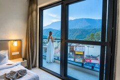 RS Galaxy Hotel Ganga View, Rishikesh
