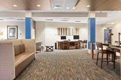 Holiday Inn Express & Suites MACON NORTH, Jones