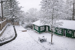 Serene Stay Villa, Budgam