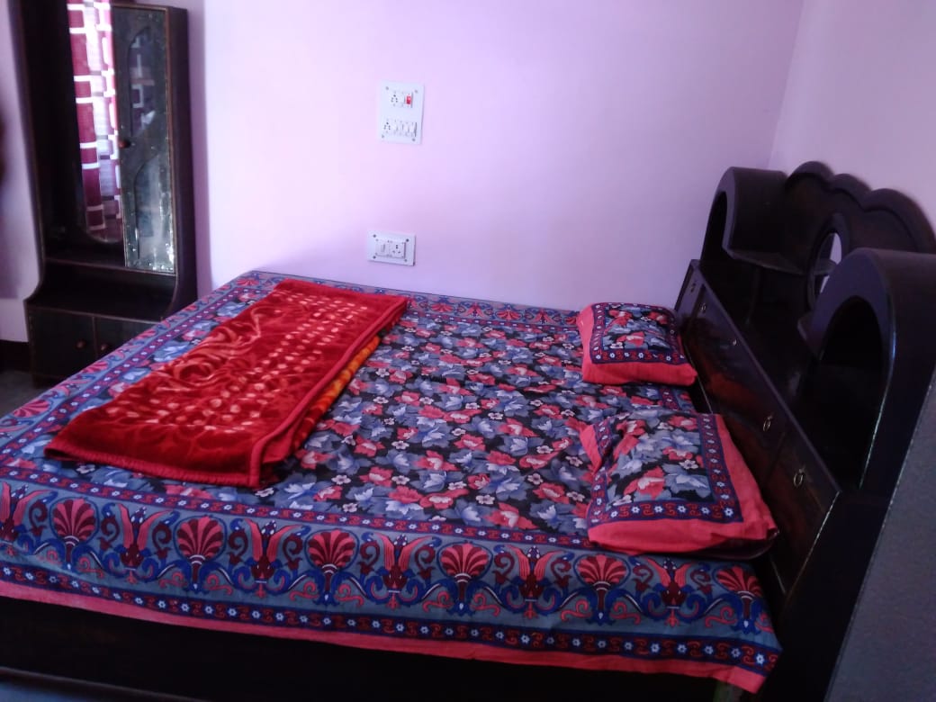 Barun Home Stay - Tap to explore photos