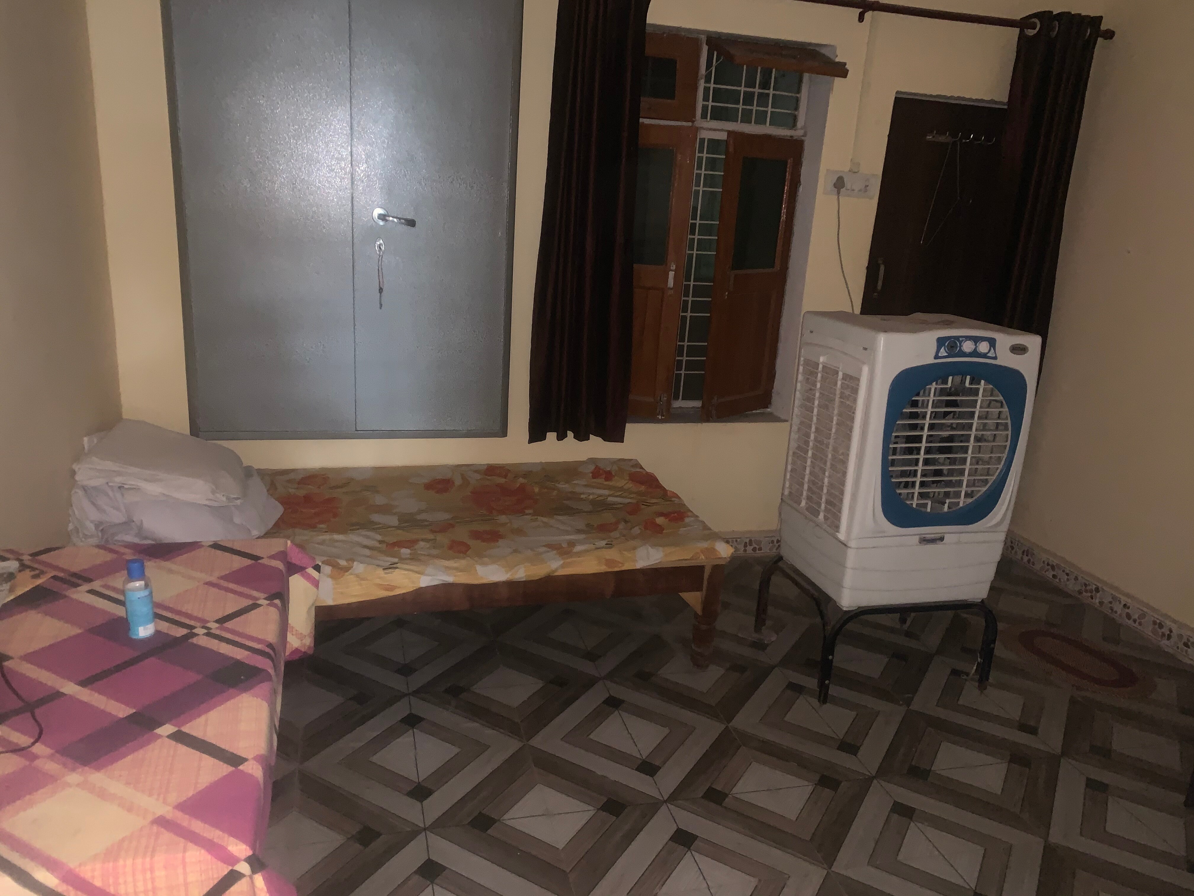 MAJESTIC PALMS HOMESTAY - Tap to explore photos