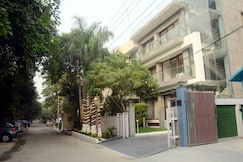 Vhms inn iffco chawk, Gurgaon