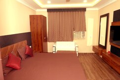 Gulabi Hotel & Banquet, Patna