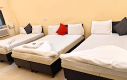 6 Bed AC Room