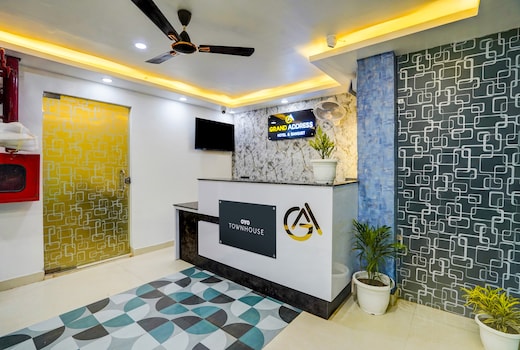 Super Townhouse GRAND ADDRESS HOTEL AND BANQUET
