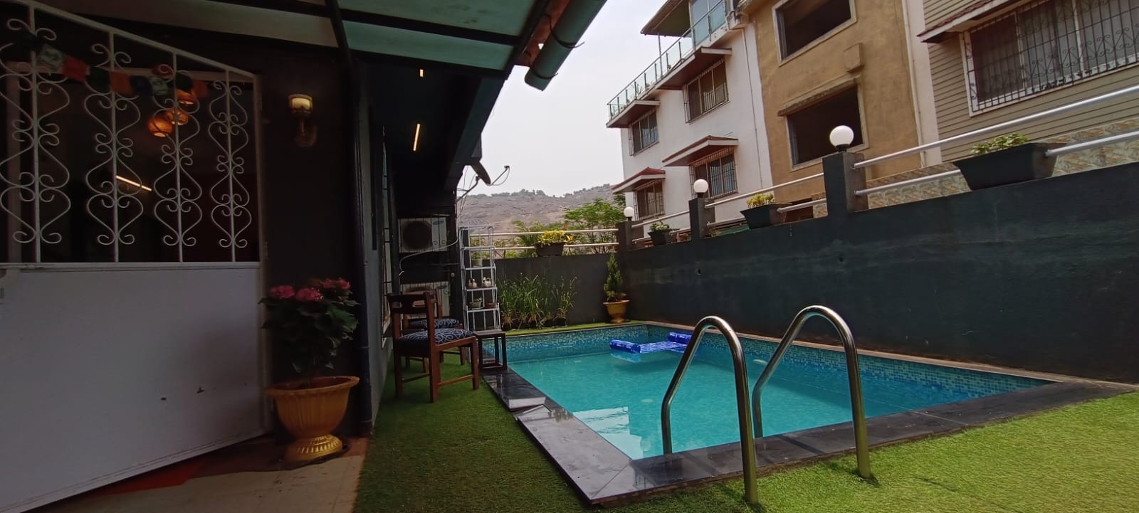 Lonavala Mountain view 2 BHK Villa - Tap to explore photos