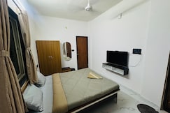 manoj lodge, Sangamner