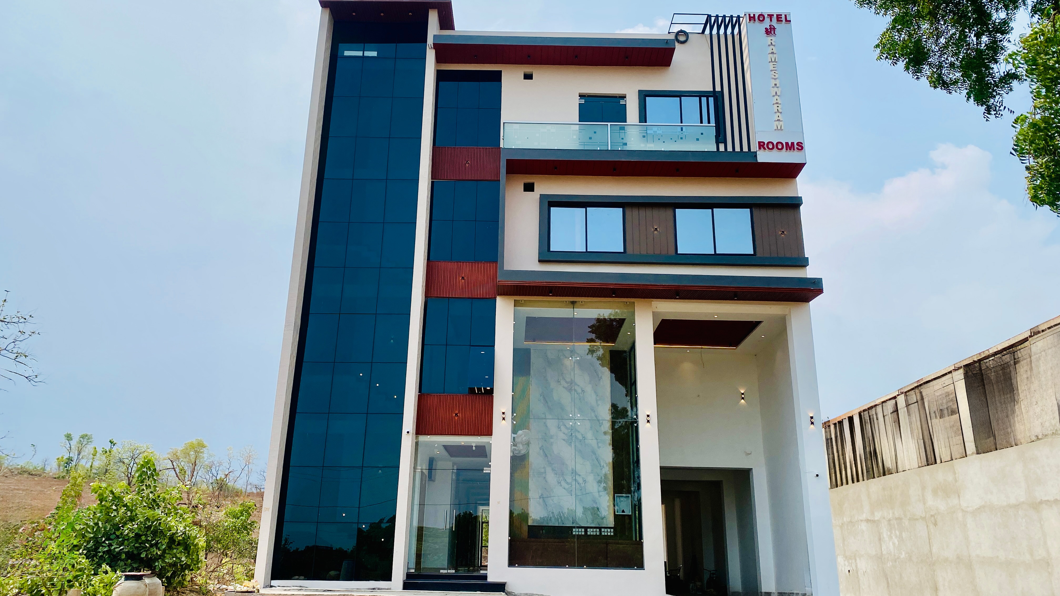 Hotel Shree Rameshwaram - Tap to explore photos