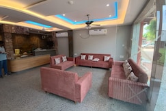 Hotel Shanti Palace, Barwani