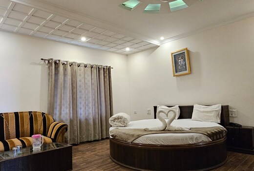Baseraa Hotel 
