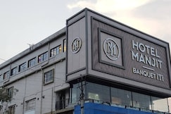Hotel Manjit, Falakata
