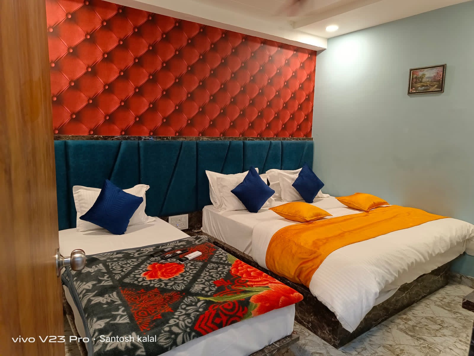 Hotel Lemon Inn Ahmedabad - Tap to explore photos