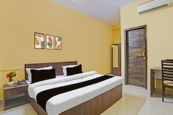 Super Hotel O Shalimar Bagh Max Hospital, Delhi
