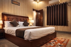 Shree Gulab Mansion Hotel and Restaurant, Mau