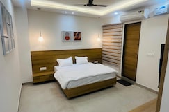 Hotel Sapphire, Narnaul