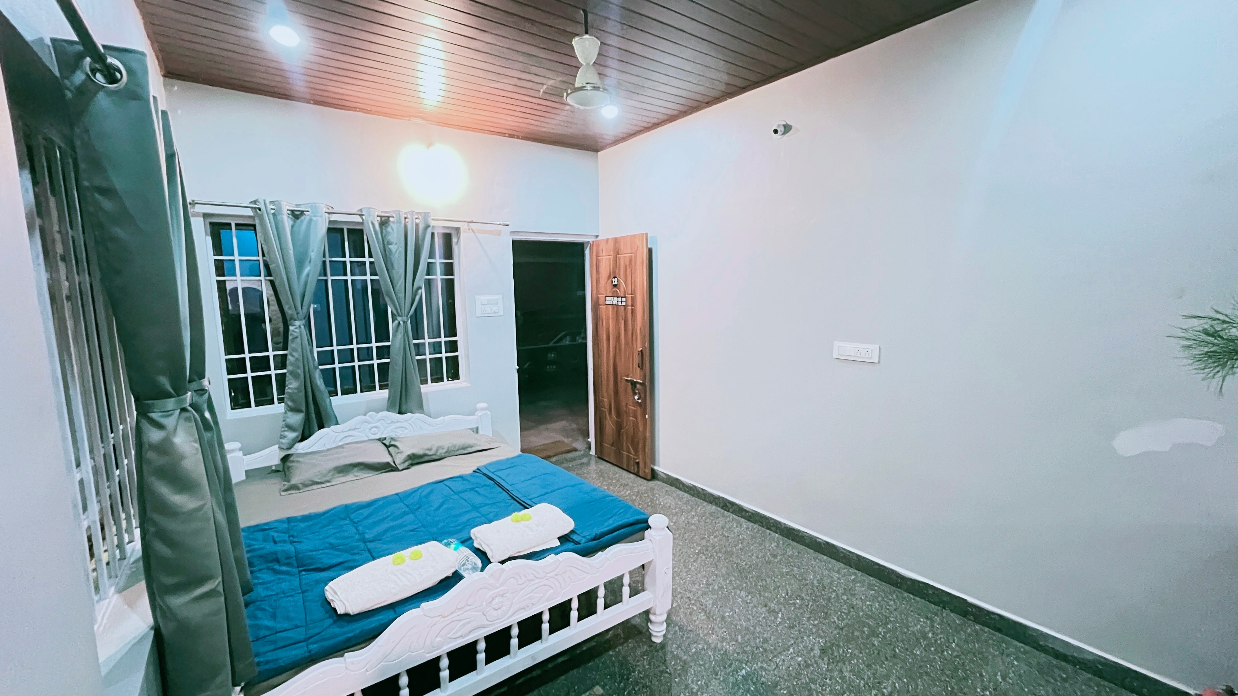 Gokarna Beach Stays By Tune of ocean - Tap to explore photos