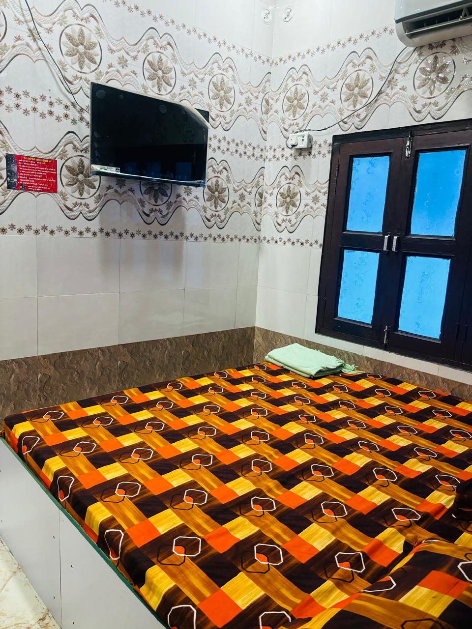 Guru Kripa Lodge And Hotel - Tap to explore photos