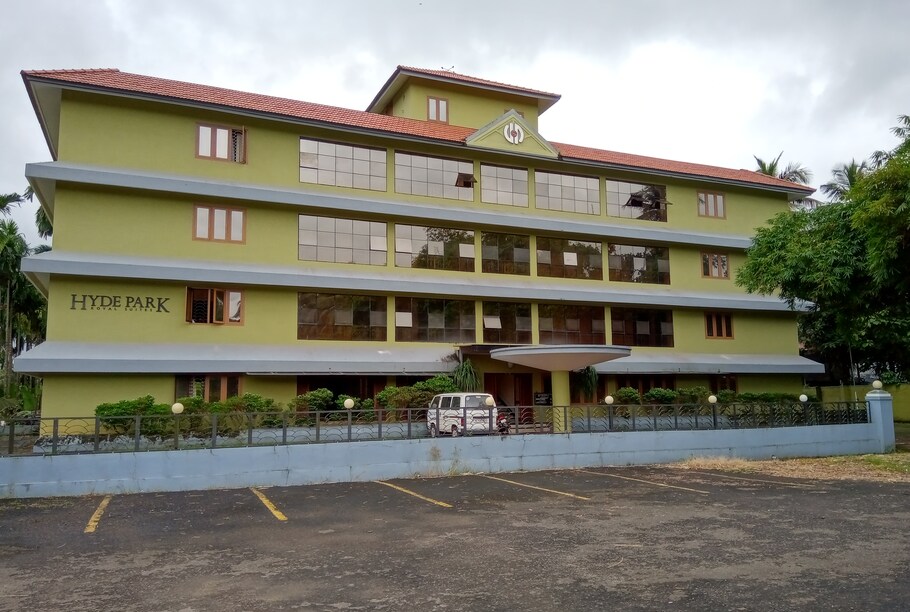 Hyde Park Best Rates on Malappuram Hotel Deals, Reviews & Photos