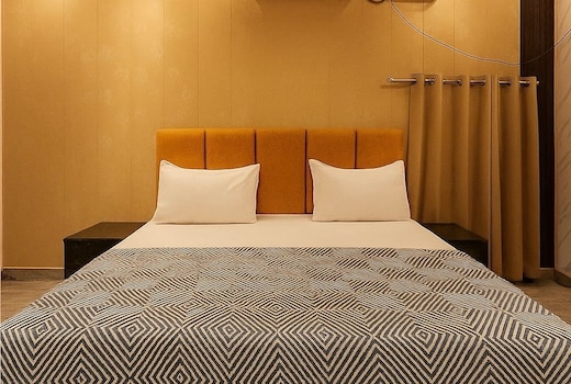 Hotel O by OYO The Family Palace