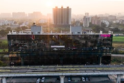 Yukio Gates, Pune
