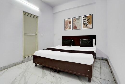 Super OYO Hotel O Wamson