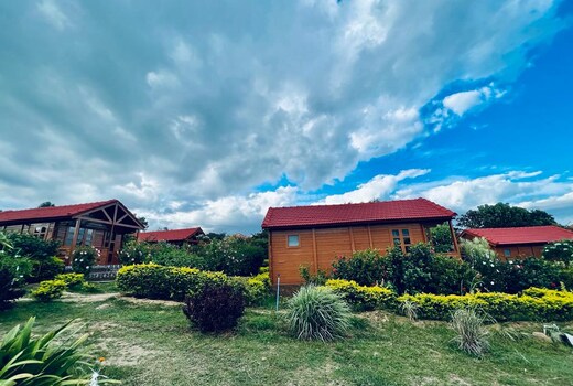 Leo Wooden Resort