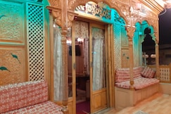 HB J & K PALACE, Srinagar