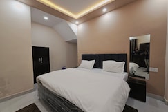 Maa Parvati Homestay Ayodhya, Ayodhya