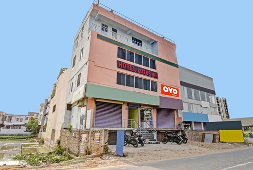 Hotel O Lotus Inn